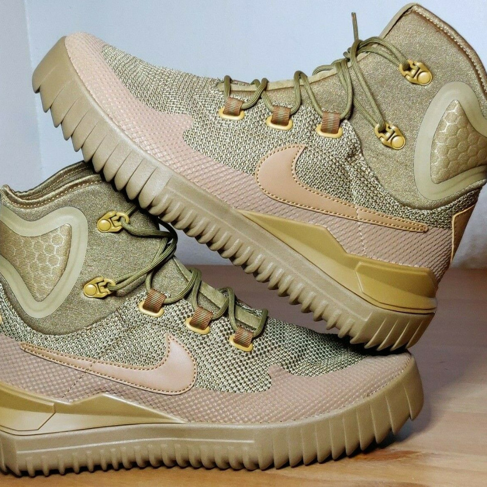 NIKE AIR WILD MID BOOTS 916819 200 - Picture 5 of 8